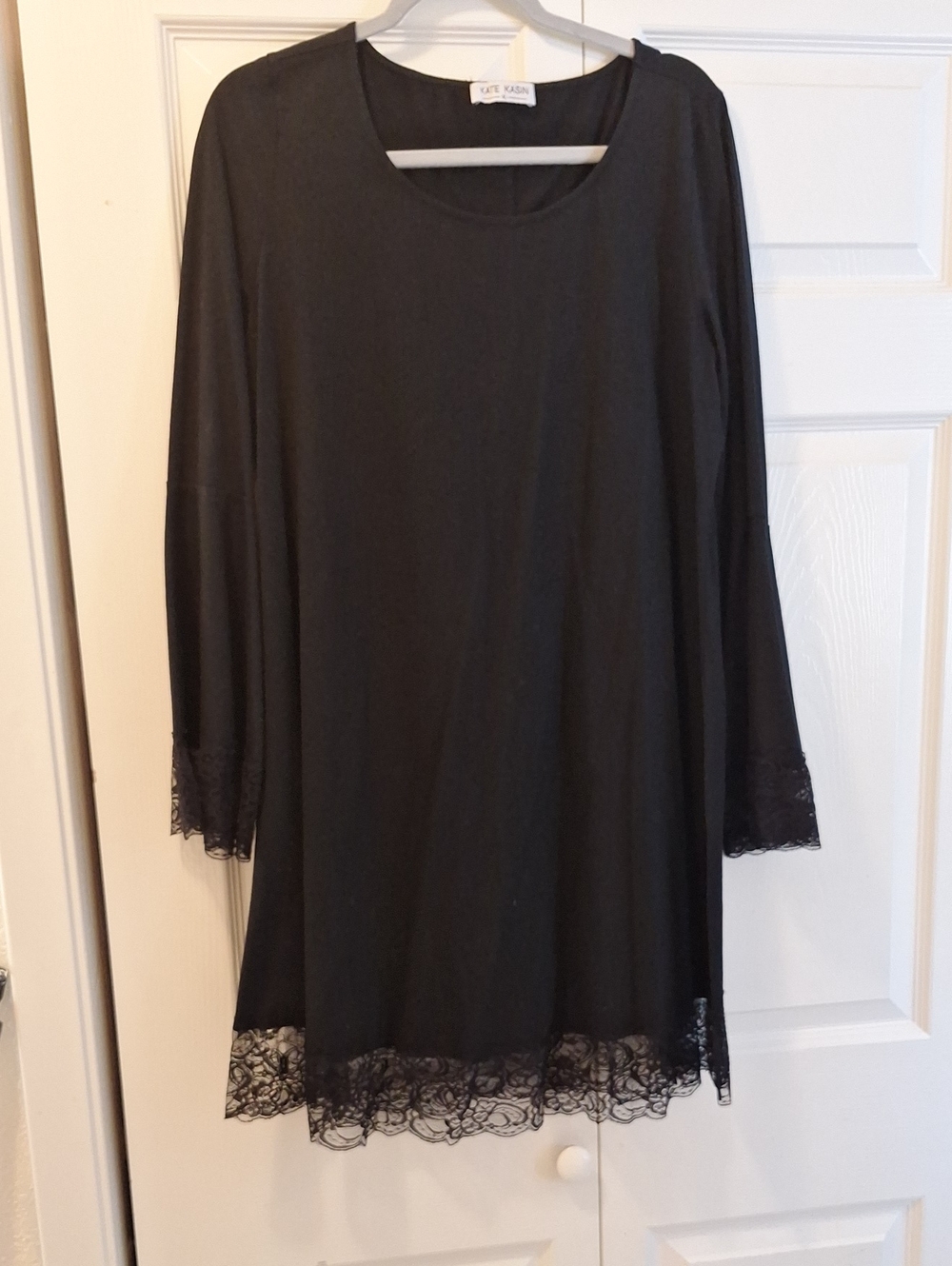 Kate Kasin Black Lace-Trim Long Sleeve Tunic